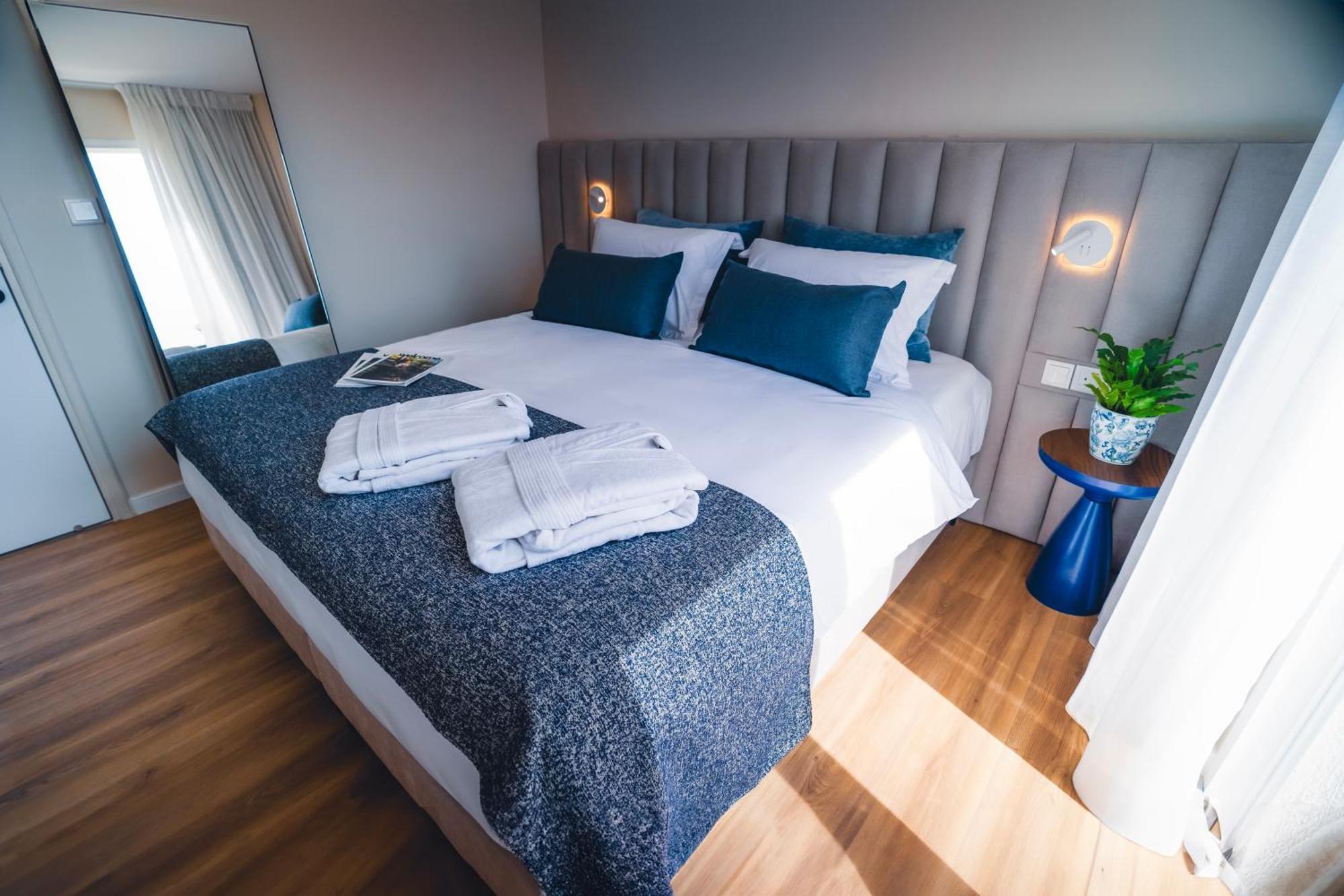 Hotel Wellclub - Wellness Family Experience - Seaview Pafos Zewnętrze zdjęcie