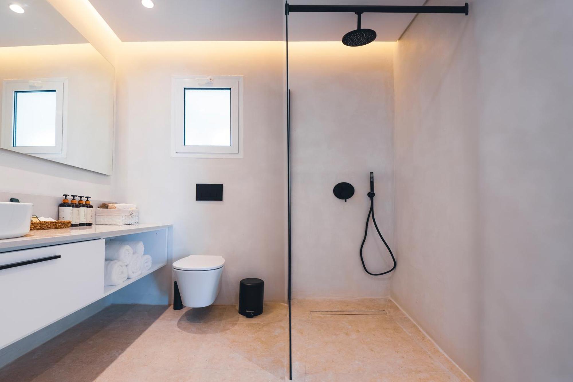 Hotel Wellclub - Wellness Family Experience - Seaview Pafos Zewnętrze zdjęcie